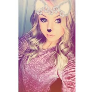 Meet your Posher, Alyssa